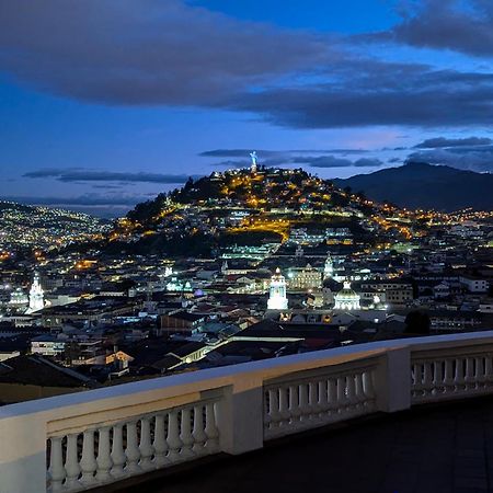 Vista Del Angel Hotel Boutique Quito Exterior photo