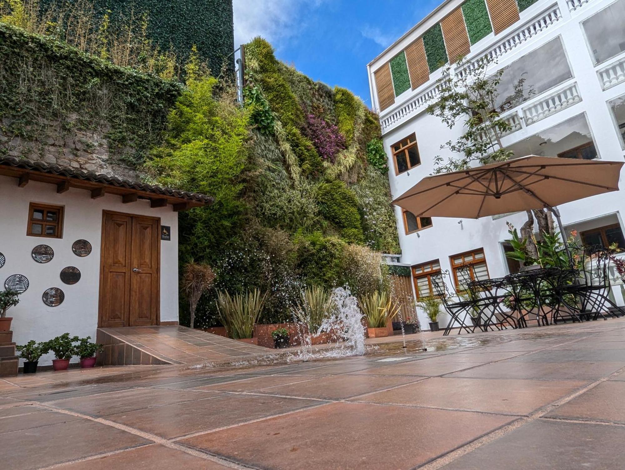 Vista Del Angel Hotel Boutique Quito Exterior photo